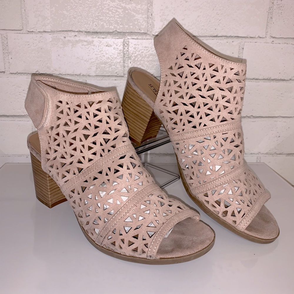 Seychelles Virgo Laser Cut Block Heel Sandal Size 10